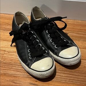 Leather Black and White Converse